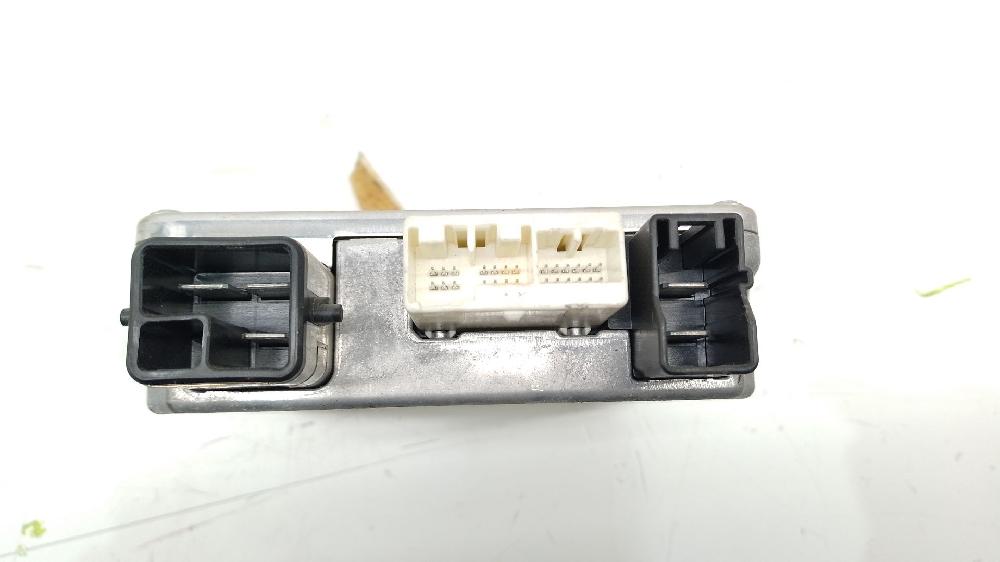 Centralita motor uce 2AD 8965042040 de Toyota Rav 4 ii (_a2_) 2000-2005 136 CV con 1 km - pieza usada