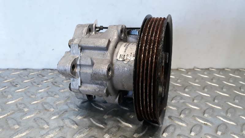 VOLKSWAGEN Passat B5 (1996-2005) Power Steering Pump 8D0145156T 18612029