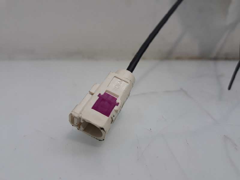 Base de antena 9H06 658770 de Citroen C4 ii (nc_) 2010-2018 92 CV con 99059 km - pieza usada