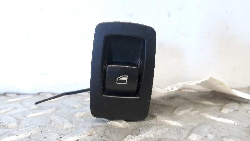 BMW 3 Series E90/E91/E92/E93 (2004-2013) Rear Right Door Window Control Switch 61316945874 18777041