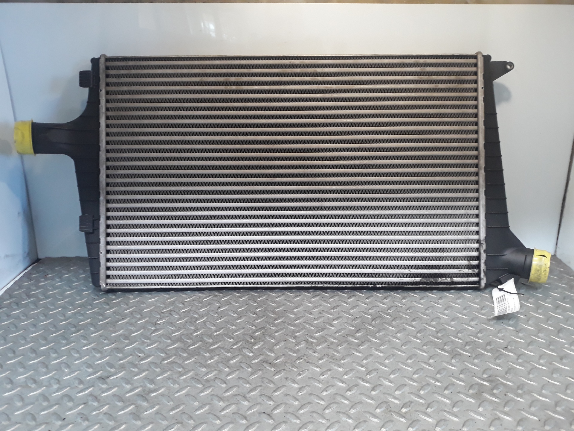 AUDI A6 C5/4B (1997-2004) Radiator intercooler 4B0145805A 23688770