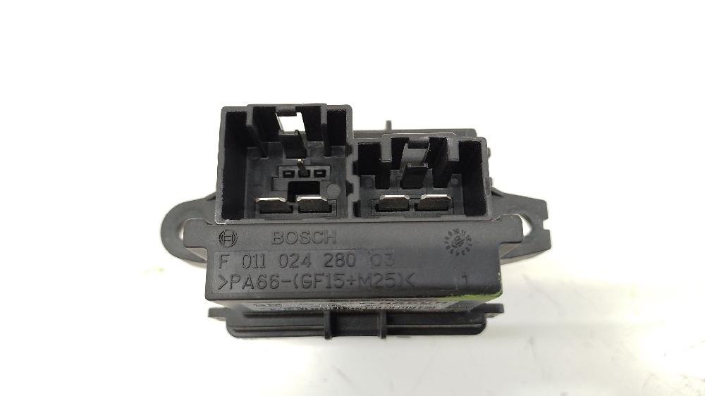 Resistencia calefacción A 17 DTR 13503201 de Opel Astra j (p10) 2009-2015 110 CV con 191749 km - pieza usada
