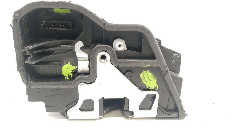 Cerradura puerta delantera derecha N47 D20 A,N47 D20 C 7229458 de Bmw 1 (e81) 2006-2011 116 CV - pieza usada
