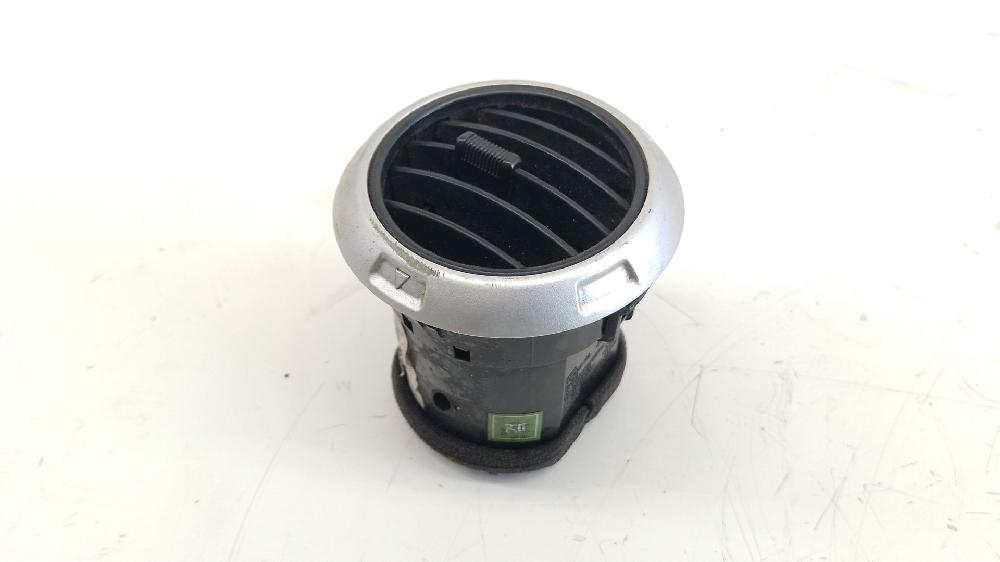 Carcasa aireador trasero central D20DT 6962031000 de Ssangyong Actyon i 2006-2012 141 CV