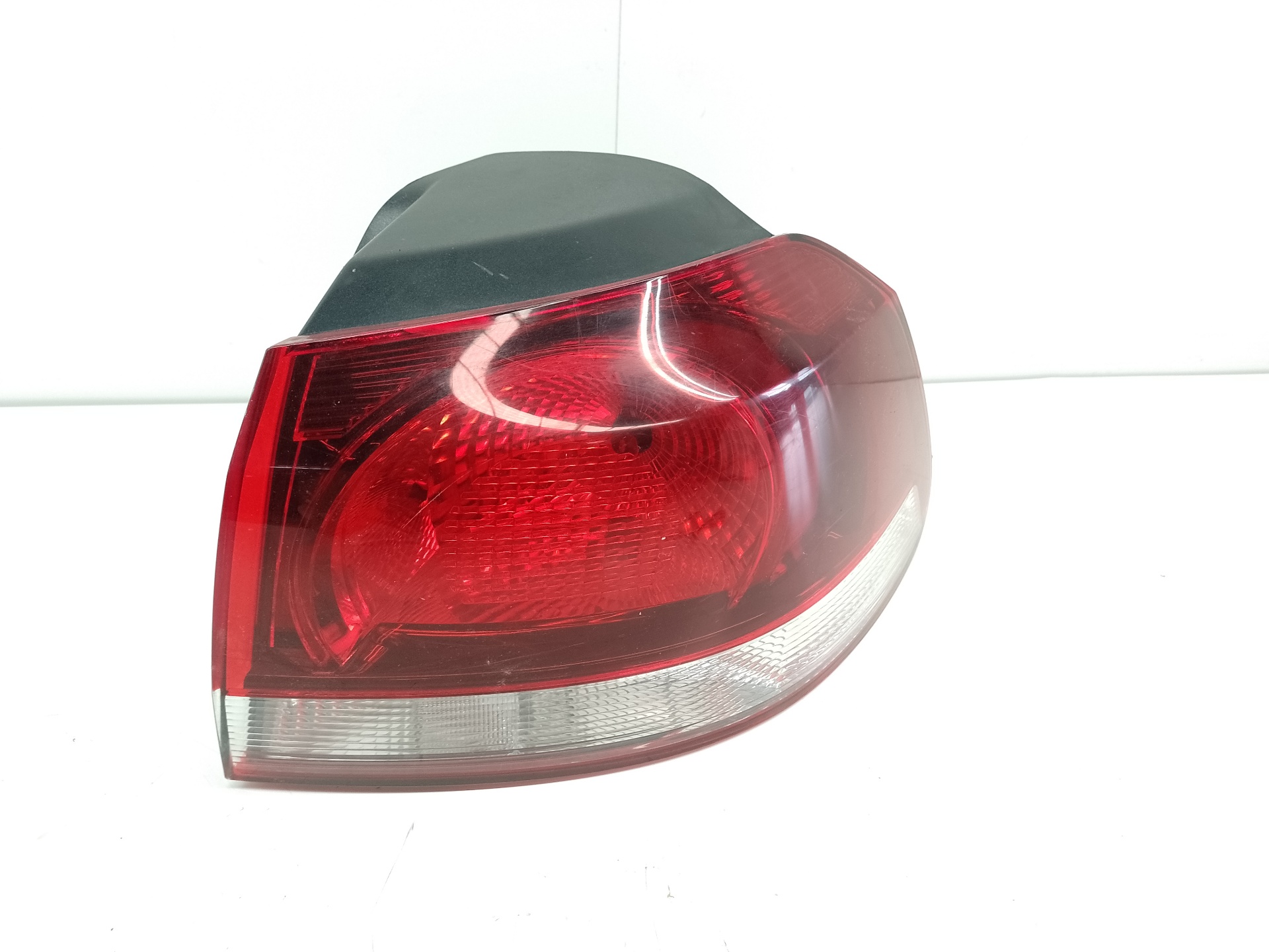 VOLKSWAGEN Golf Plus 2 generation (2009-2014) Rear Right Taillight Lamp 5K0945096E 25355708