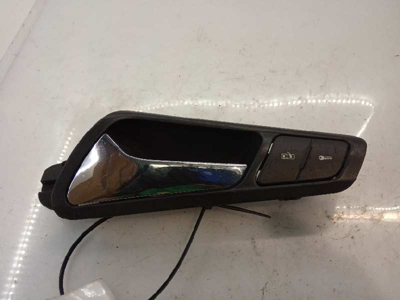 VOLKSWAGEN Passat B6 (2005-2010) Front Left Door Interior Handle Frame 23671795