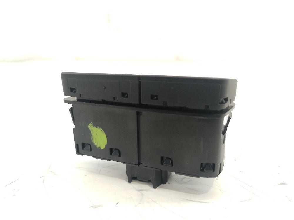 Boton apertura combustible M1FA LK2T9B242BA de Ford Tourneo custom v362 autobús (f3) 2012-2026 125 CV con 1 km - pieza usada
