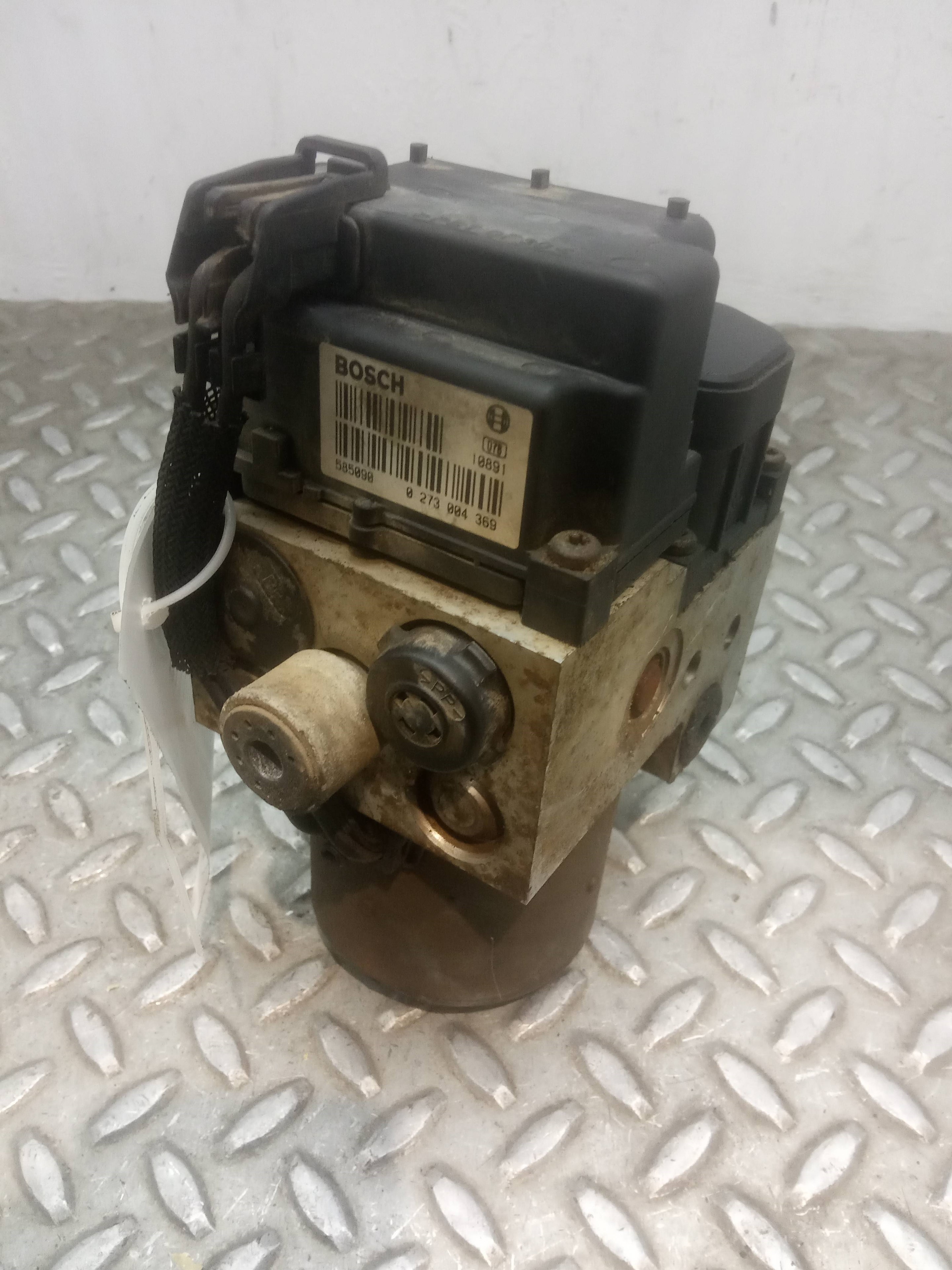 NISSAN Terrano 2 generation (1993-2006) ABS pumpe 0265215457,0273004369,585090 23350191