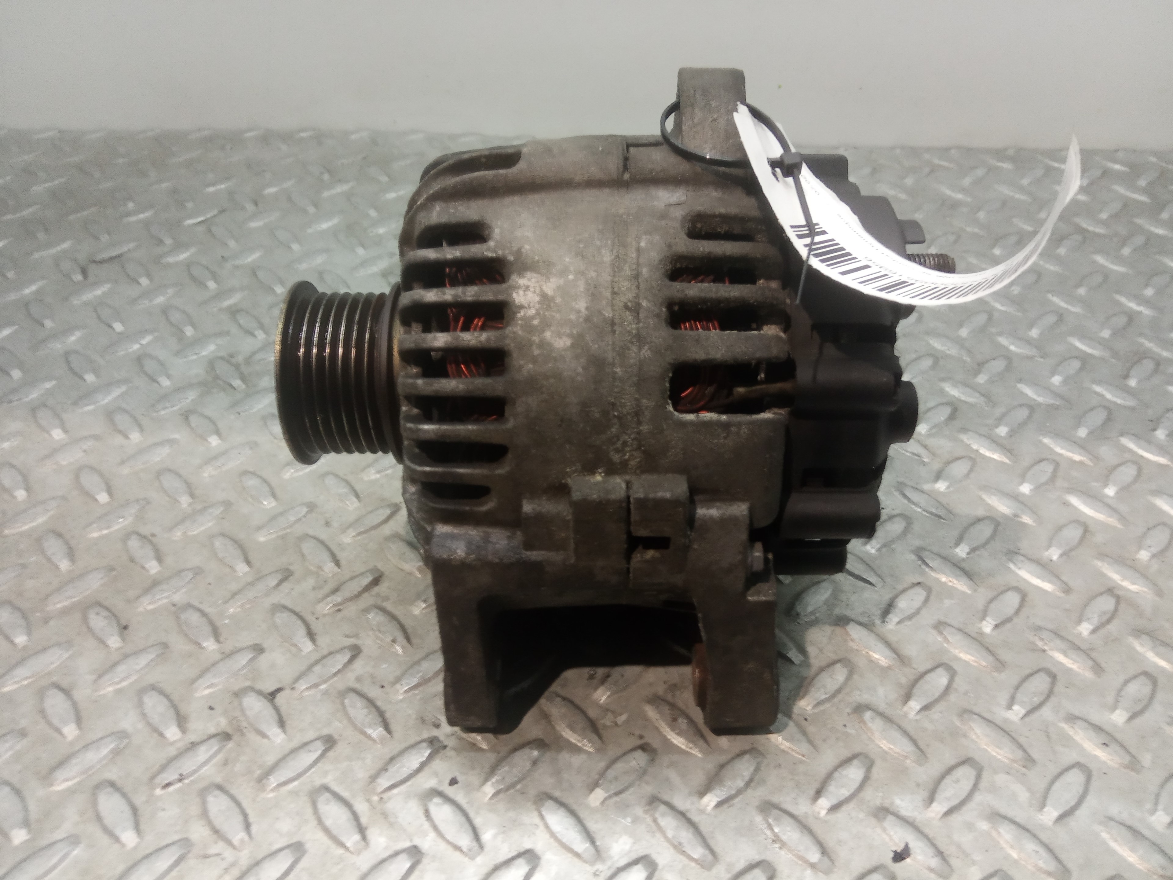 AUDI Megane 2 generation (2002-2012) Alternator 8200290215, TG11C022, 2542818C 23689631