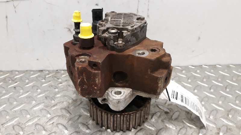 RENAULT Scenic 2 generation (2003-2010) Højtryksbrændstofpumpe 8200108225 21164064