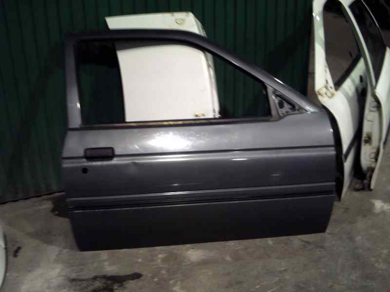 FORD Front Right Door 23205691