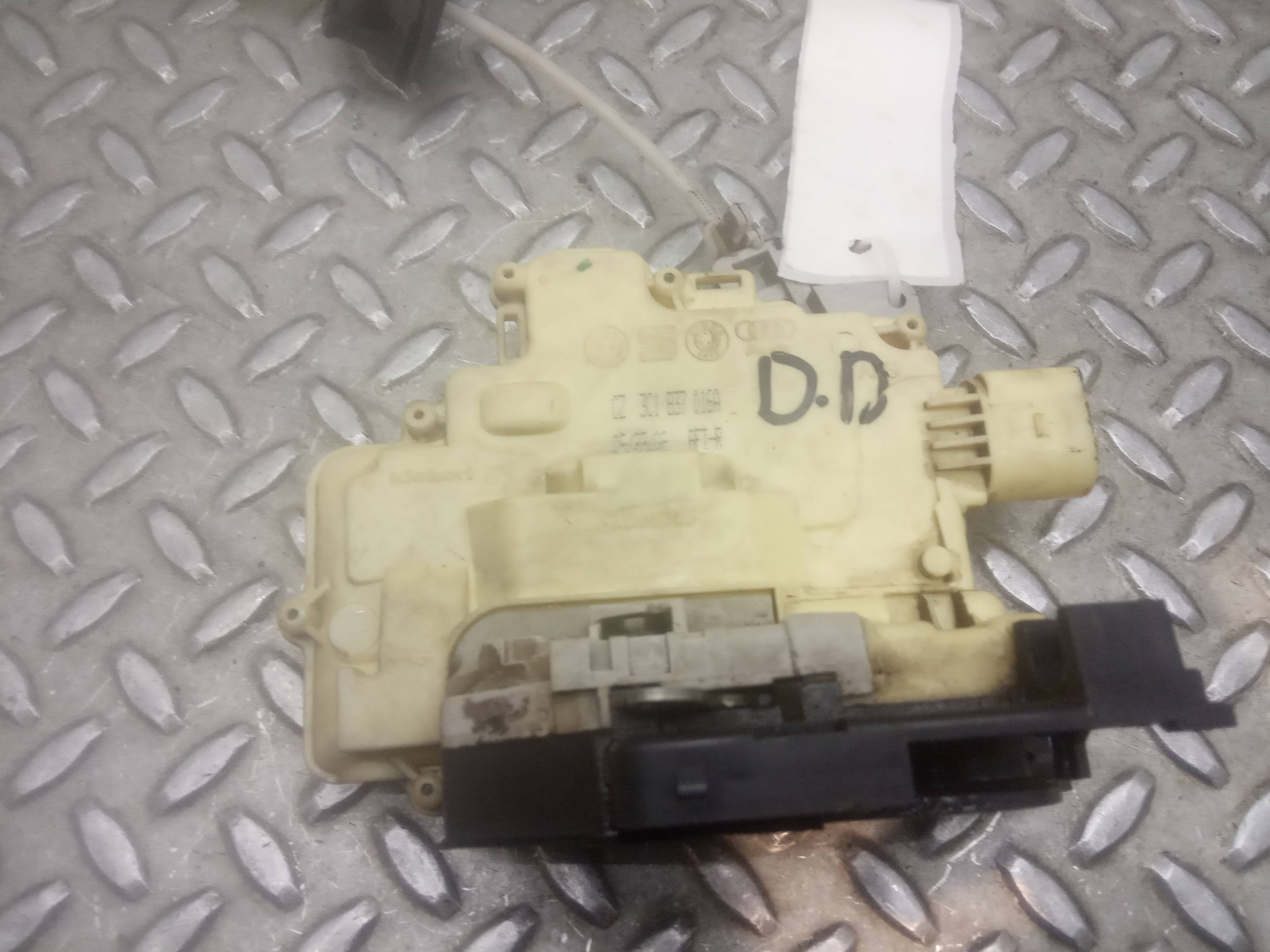 AUDI Q7 4L (2005-2015) Front Right Door Lock CZ3C1837016A, CZ3C1837016A 22481658