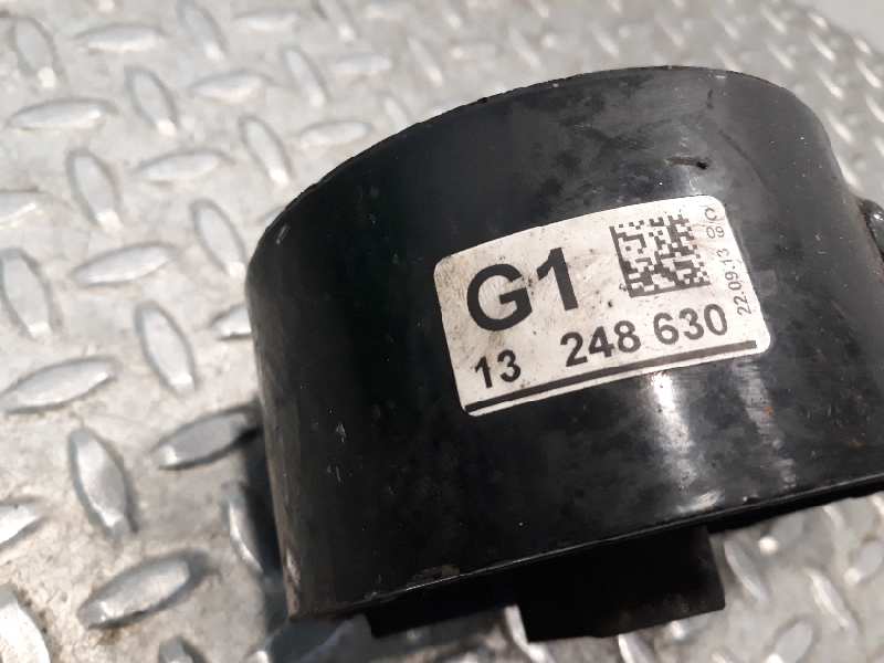 Soporte motor trasero Z20D1 120KW 13248630 de Chevrolet Orlando (j309) 2011-2014 163 CV con 1 km - pieza usada