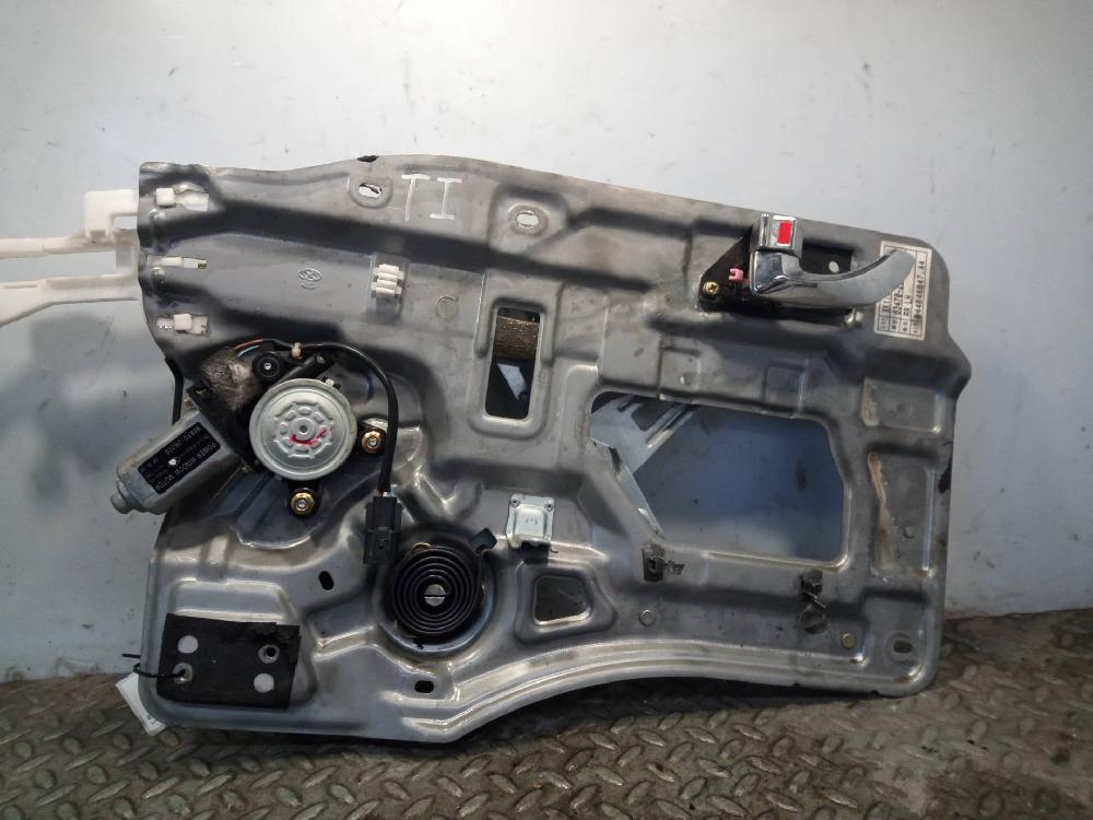 Elevalunas trasero izquierdo D4EA 9881026200 de Hyundai Santa fé i (sm) 2001-2006 113 CV con 1 km