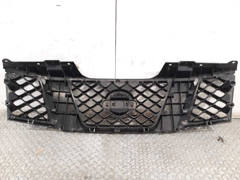 NISSAN Pathfinder R51 (2004-2014) Radiator Grille 62310EB400 23288595