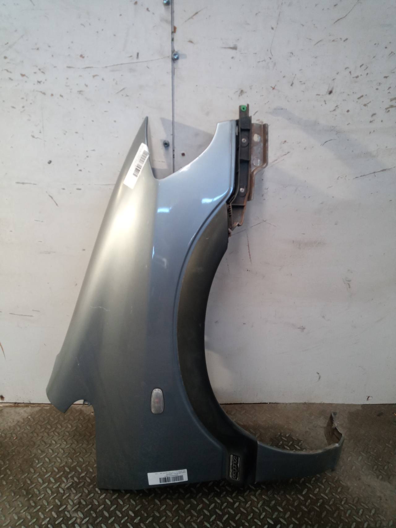 OPEL Corsa B (1993-2000) Front Right Fender 23360511