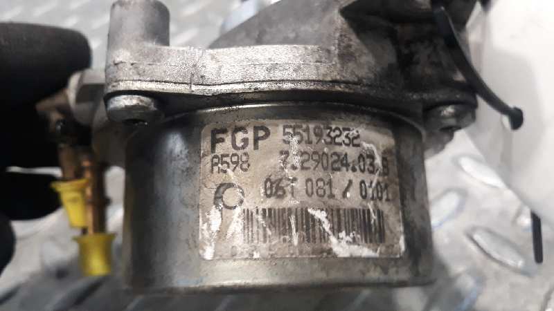 FIAT Grande Punto 1 generation (2006-2008) Vacuum Pump 55193232 24851806