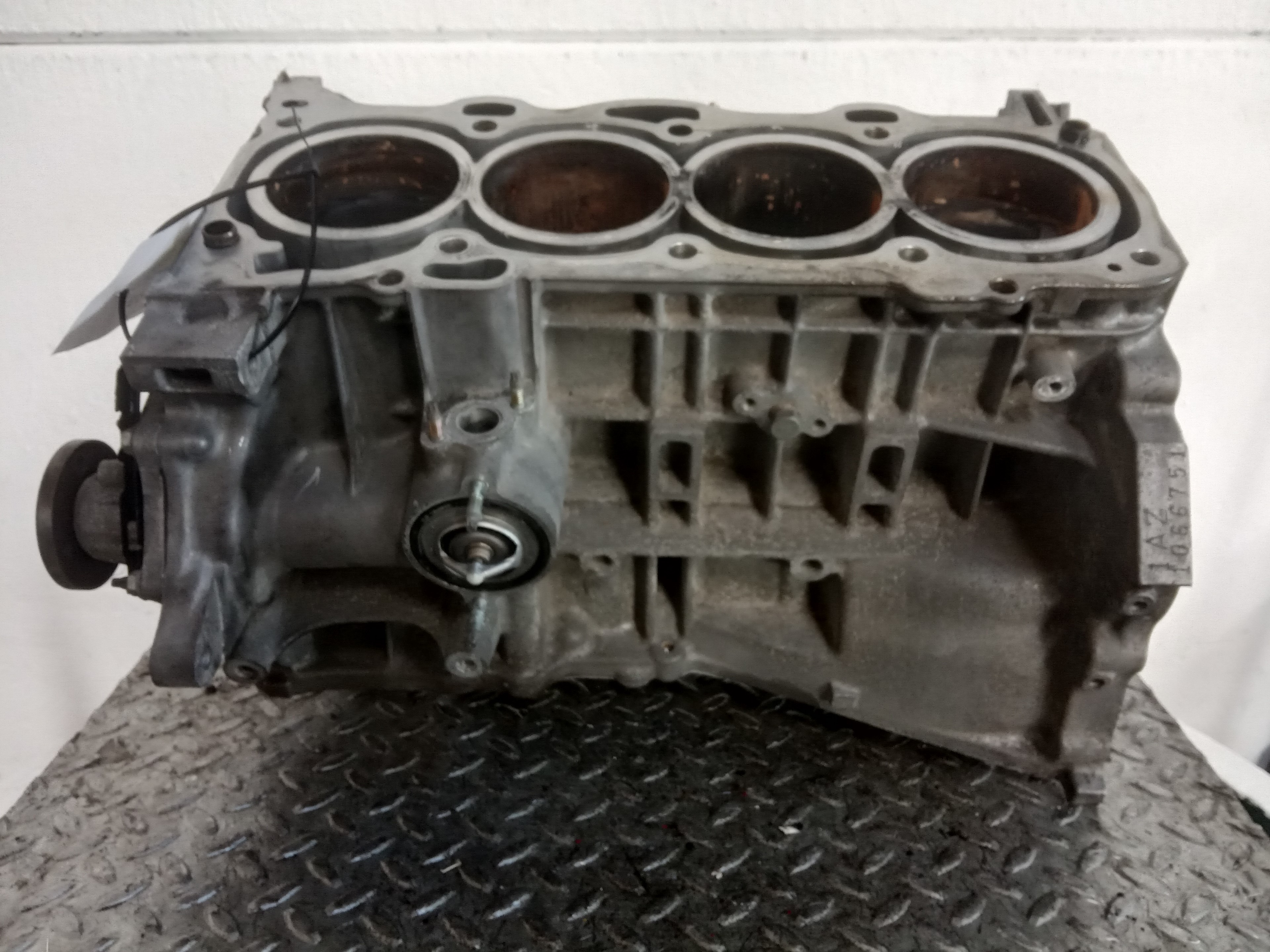 TOYOTA Avensis 2 generation (2002-2009) Engine Block 1AZ, 1AZ 18526518