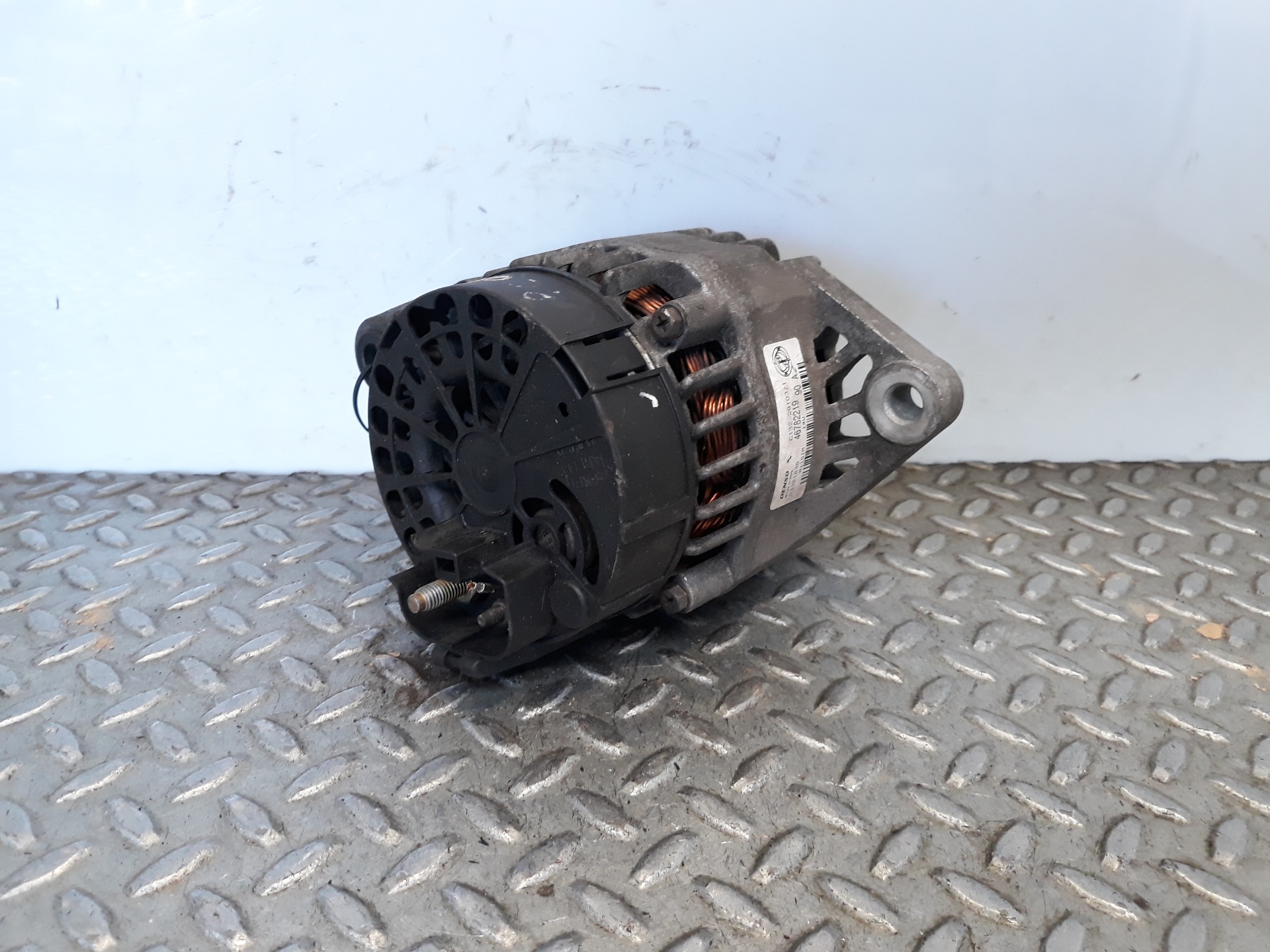 ALFA ROMEO 147 2 generation (2004-2010) Alternator C132291031 18617088