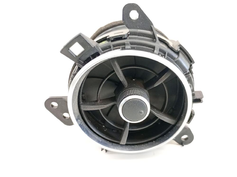 Aireador derecho 2ZR-FXE 5556862280 de Toyota Auris (_e15_) 2007-2012 136 CV