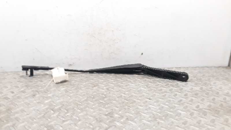 Brazo del limpia delantero izquierdo AR37203 de Alfa romeo 147 (937_) 2001-2010 105 CV con 1 km - pieza usada