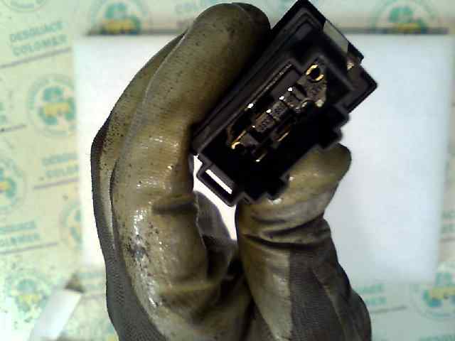 Boton apertura combustible AEE de Skoda Octavia i (1u2) 2005-2010 110 CV con 1 km - pieza usada