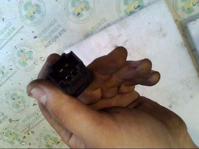 Boton apertura combustible ASV de Seat Leon (1m1) 1999-2006 110 CV con 1 km - pieza usada