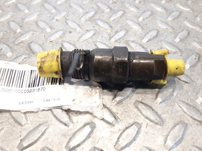 NISSAN Polttoainesuutin LC067025010DK 26657683