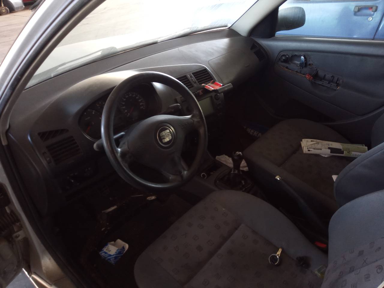 SEAT Ibiza 2 generation (1993-2002) Aizmugurējā bagāžnieka slēdzene 6K6827505A 23697799