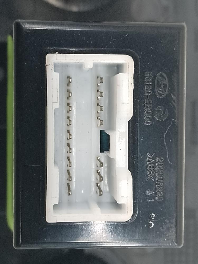 Eje toma de fuerza D4FB 846171H570 de Kia Cee'd sw (ed) 2007-2012 90 CV - pieza usada