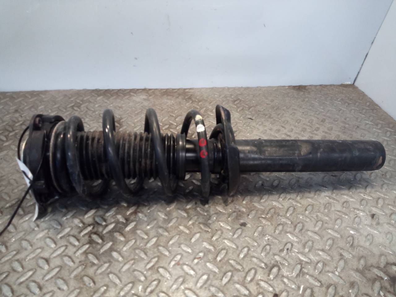 SEAT Leon 2 generation (2005-2012) Front Right Shock Absorber 1K0412331C 23709368