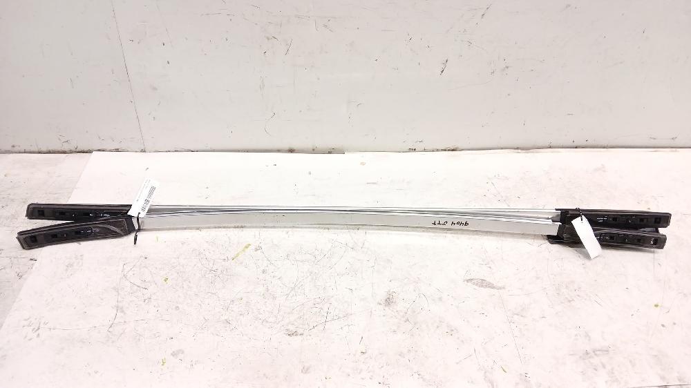 Barras techo D 4204 T13,D 4204 T8 31385000 de Volvo V40 cross country (526) 2012-2015 120 CV con 194182 km - pieza usada