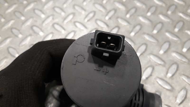 Bomba de agua 306D3D 6411692269902 de Bmw 7 (e65, e66, e67) 2002-2005 231 CV con 183432 km - pieza usada