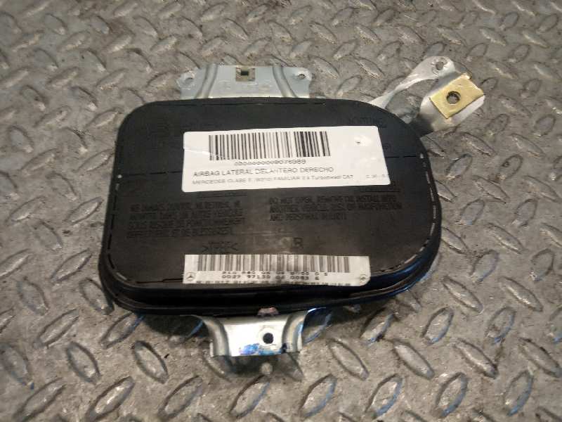 Airbag lateral delantero derecho OM602982 2108600605 de Mercedes-benz Clase e t-model (s210) 1999-2003 129 CV con 1 km