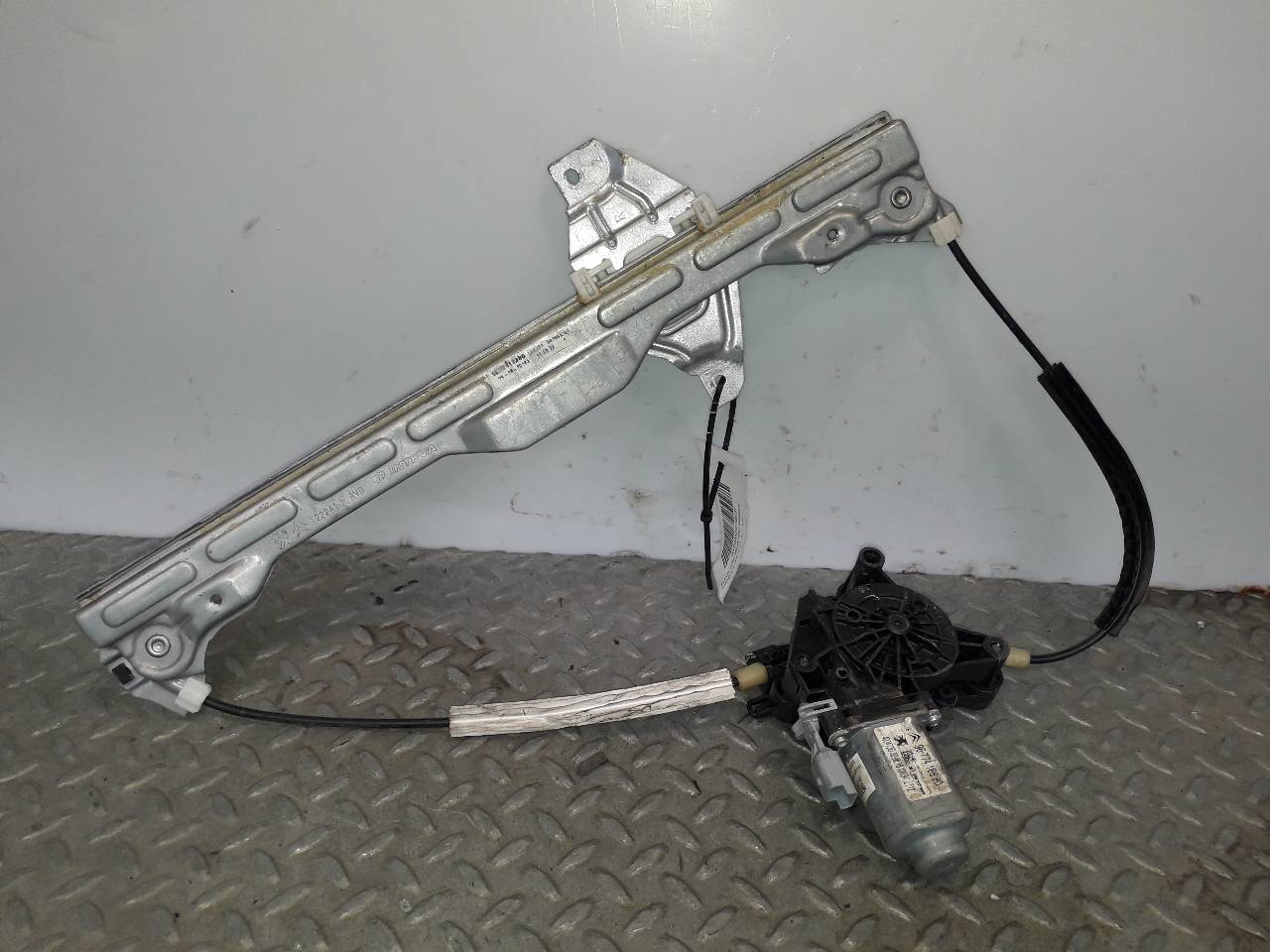 CITROËN C-Elysee 2 generation (2012-2017) Front Right Door Window Regulator 9677416880 23702541