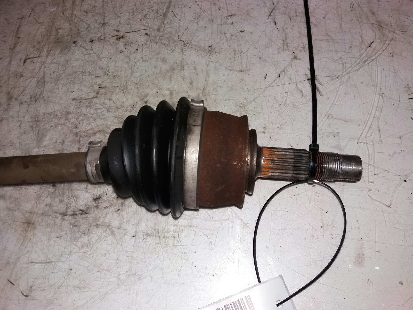 FIAT Grande Punto 1 generation (2006-2008) Arbre de transmission avant gauche 55700562 18677139