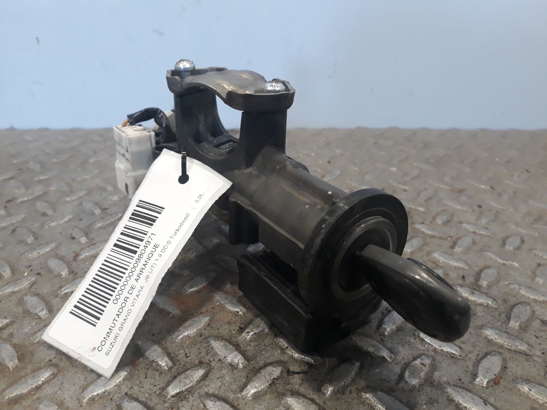 SUZUKI Grand Vitara 2 generation (2005-2014) Ignition Lock 3397067J0, X1T12671H 20991091