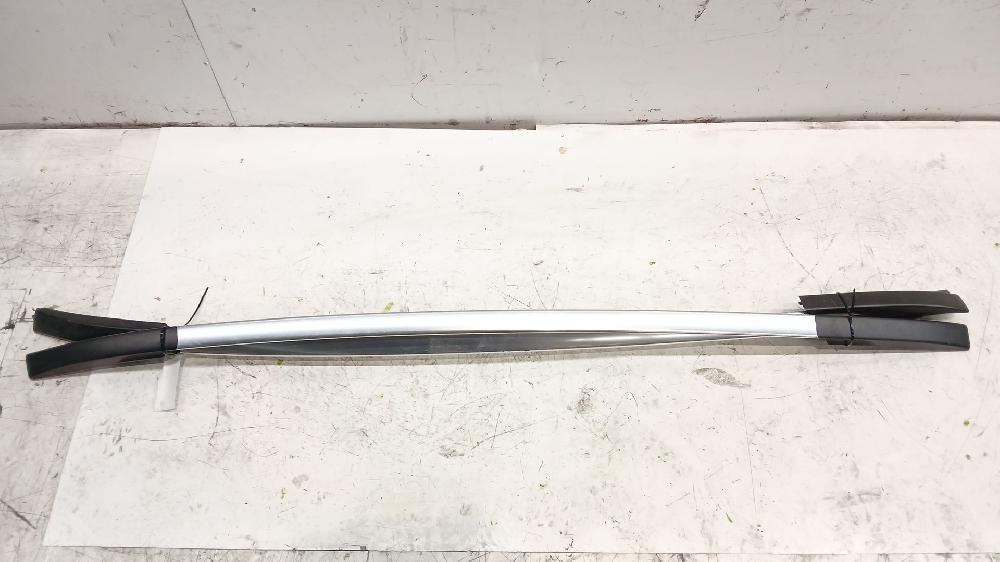 Barras techo D 4204 T13,D 4204 T8 31385000 de Volvo V40 cross country (526) 2012-2015 120 CV con 194182 km - pieza usada