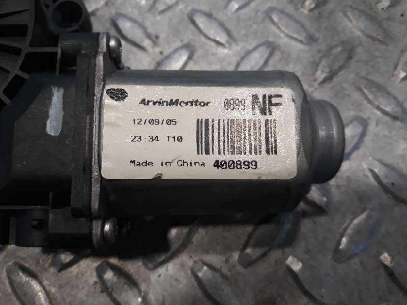 Motor elevalunas trasero izquierdo G4KC de Hyundai Sonata v (nf) 2009-2010 162 CV con 1 km - pieza usada