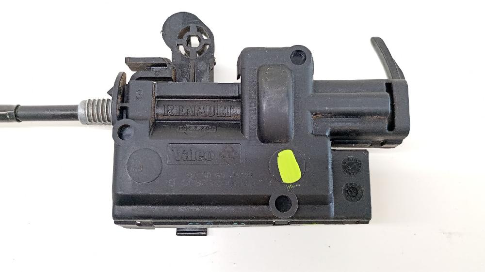 Motor tapa combustible K4J 770,K4J 780 67116923974 de Renault Modus / grand modus (f/jp0_) 2004-0 98 CV con 134232 km - pieza usada
