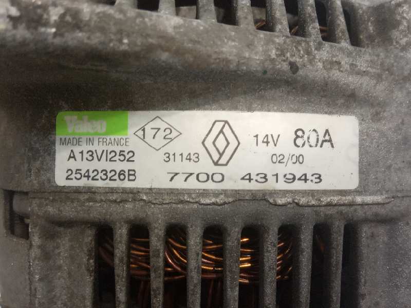 Alternador F9Q A7 7700431943 de Renault Megane i classic (la0/1_) 1997-2001 98 CV con 1 km - pieza usada