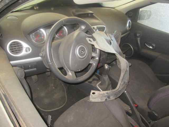 RENAULT Clio 2 generation (1998-2013) Priekinių kairių durų stiklo pakelėjas 8200843592 18698643