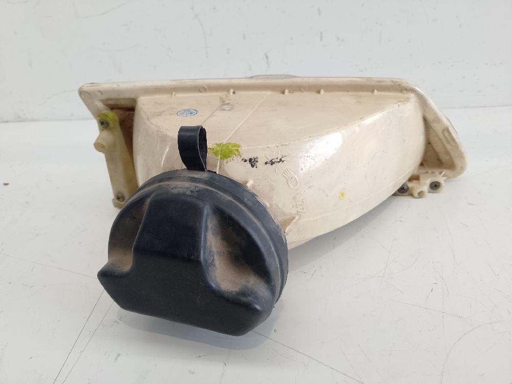 Faro izquierdo G13BA de Suzuki Swift ii hatchback (ea, ma) 1988-1996 68 CV con 1 km - pieza usada