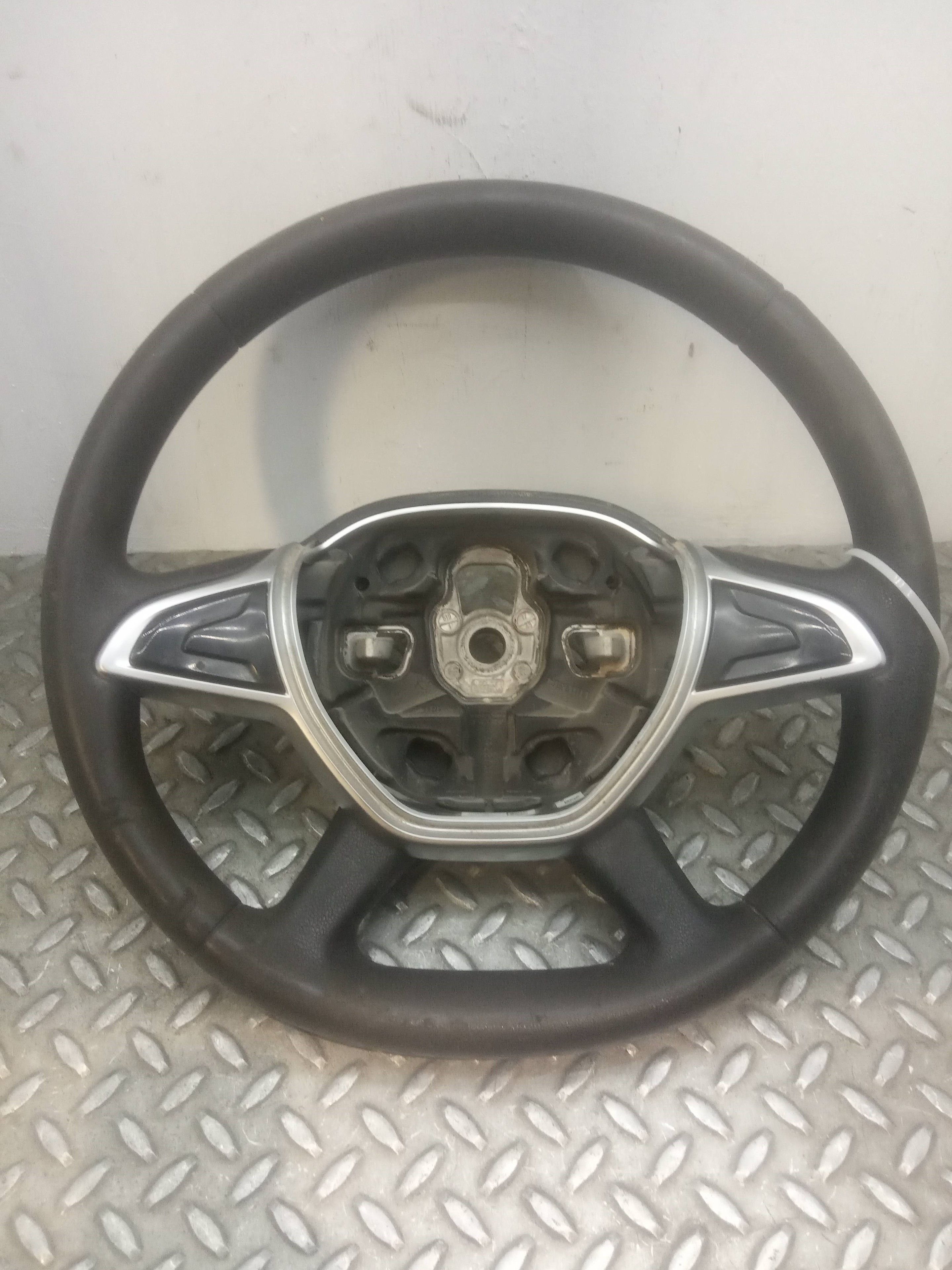 DACIA Duster 1 generation (2010-2017) Steering Wheel 484001085R, 484001085R 23351084
