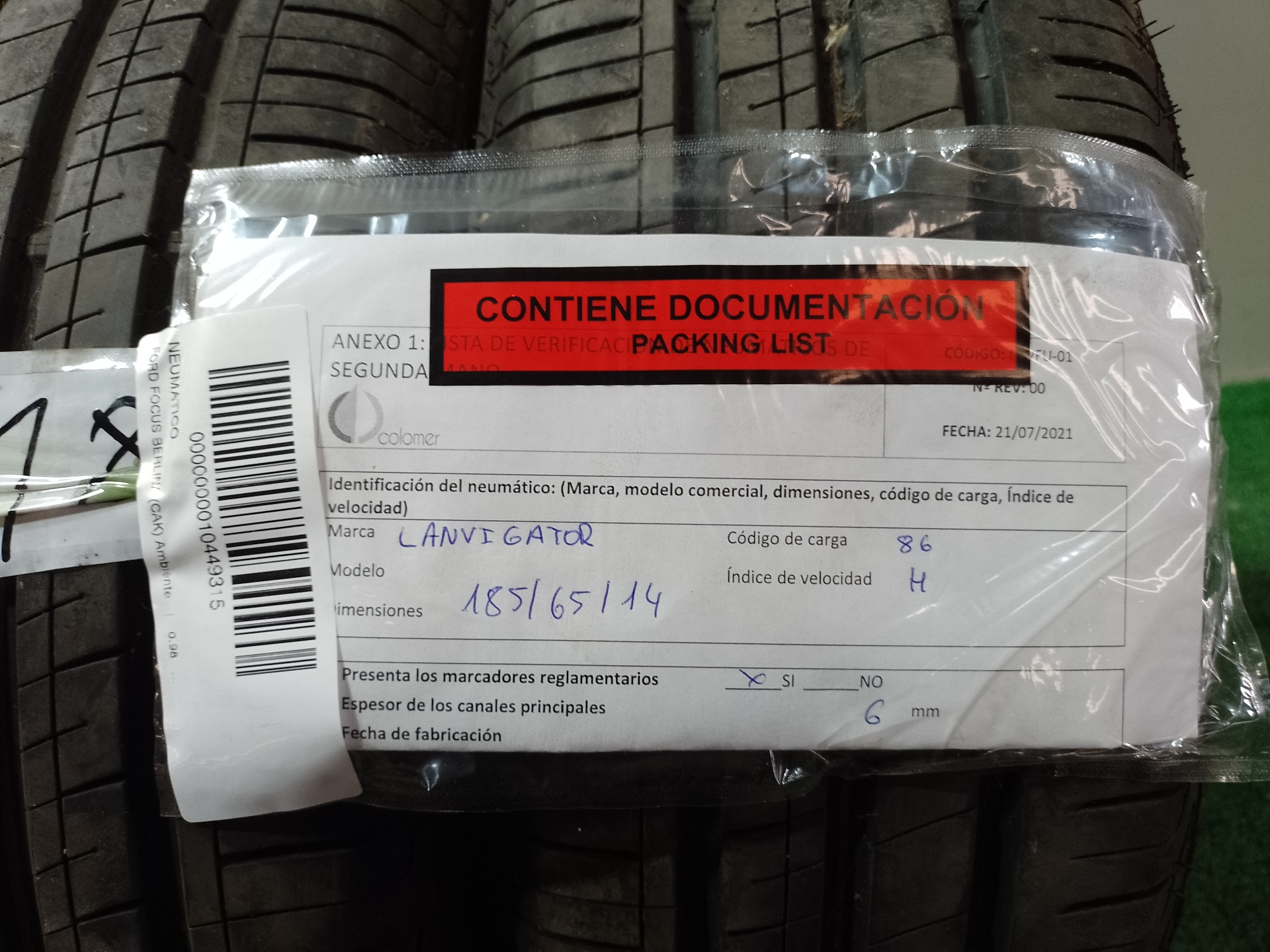 FORD Focus 1 generation (1998-2010) Tire 25195191