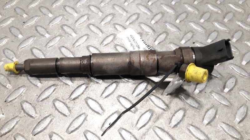 BMW 7 Series E38 (1994-2001) Fuel Injector 0445110028, 2354000 23280744