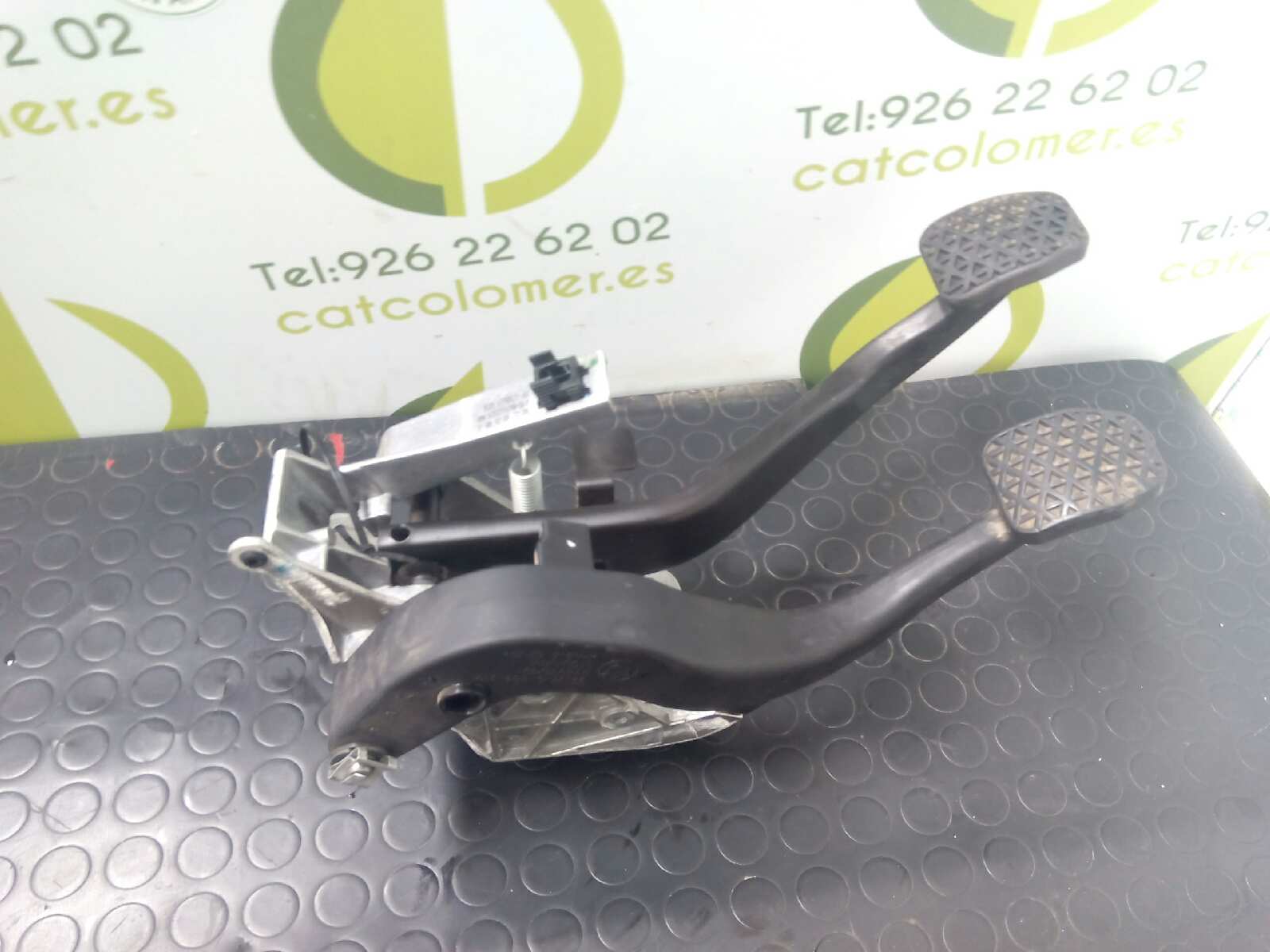 BMW 1 Series E81/E82/E87/E88 (2004-2013) Clutch Pedal 35006878300 18585687