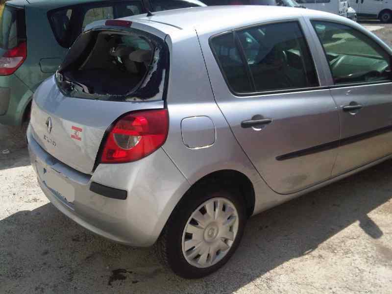 RENAULT Clio 3 generation (2005-2012) Спидометр 8200582709H 27272708