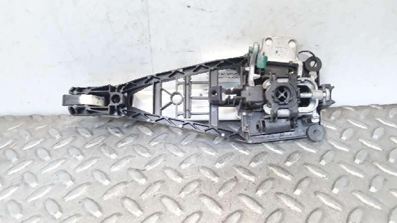 OPEL Astra J (2009-2020) Priekšējo labo durvju ārējais rokturis 24463750 23688316