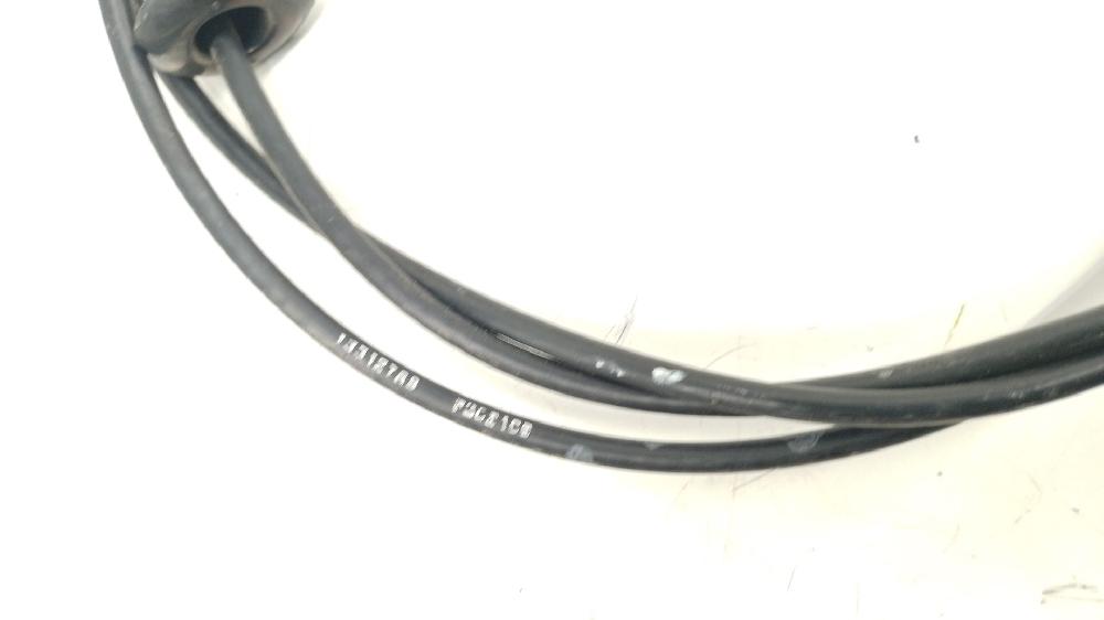 Maneta/tirador capot A 16 XER,B 16 XER 13312788 de Opel Astra j (p10) 2009-2015 115 CV con 194671 km - pieza usada